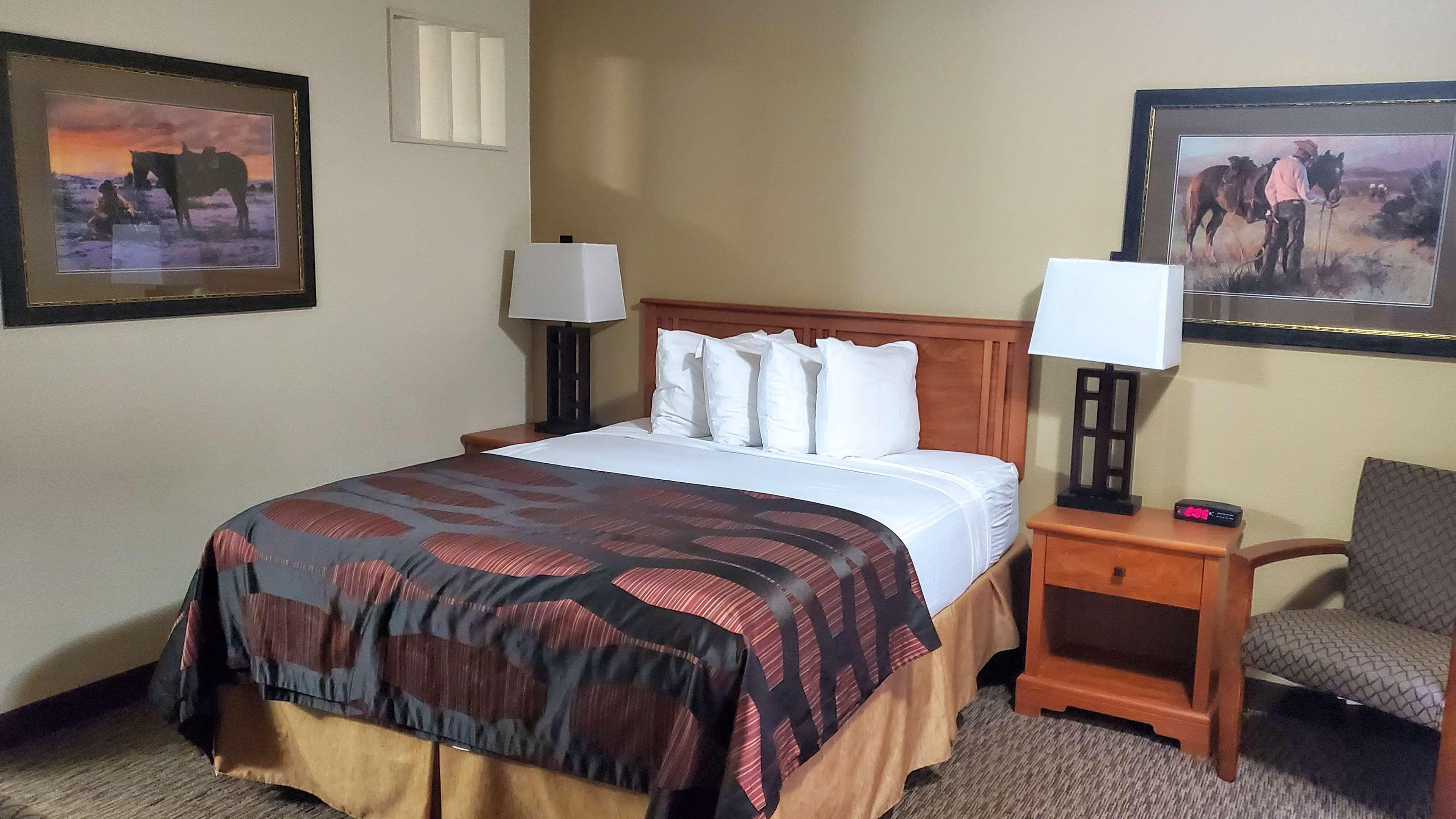 Best Western Plains Motel Wall Dış mekan fotoğraf