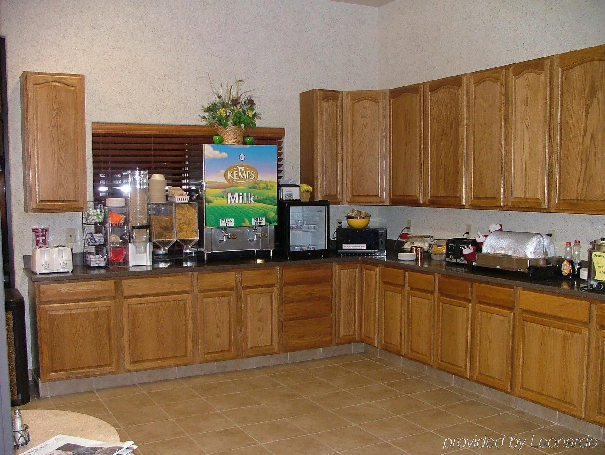 Best Western Plains Motel Wall Dış mekan fotoğraf