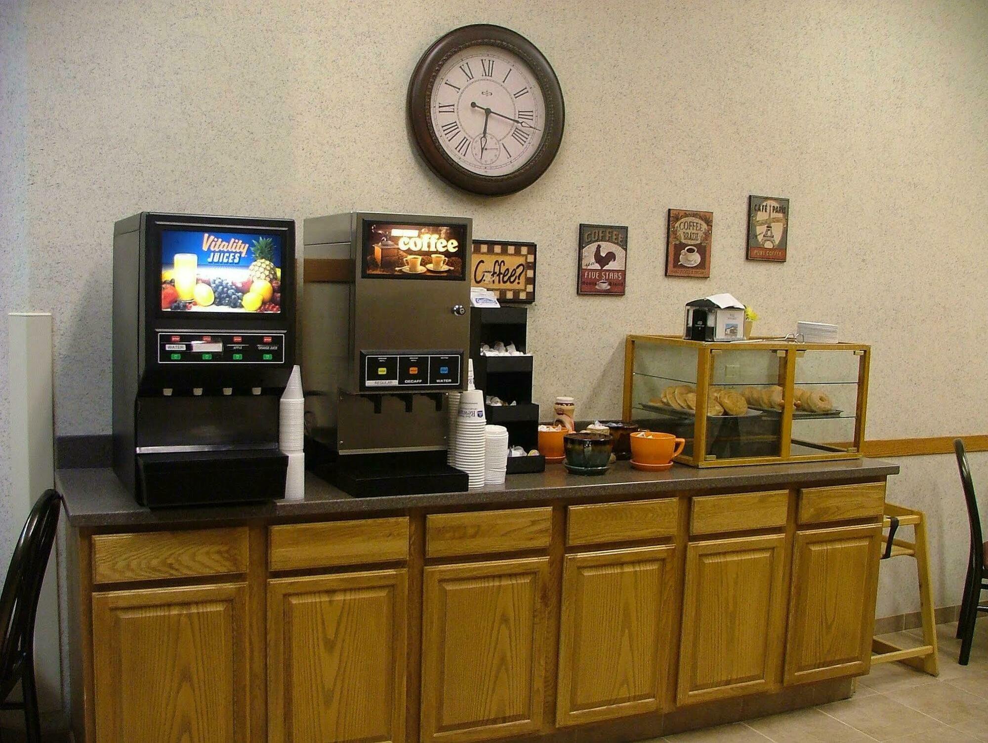 Best Western Plains Motel Wall Dış mekan fotoğraf
